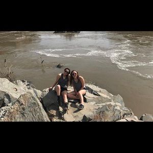 Meet your Posher, Ally